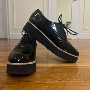 Platform Mary Jane shoes